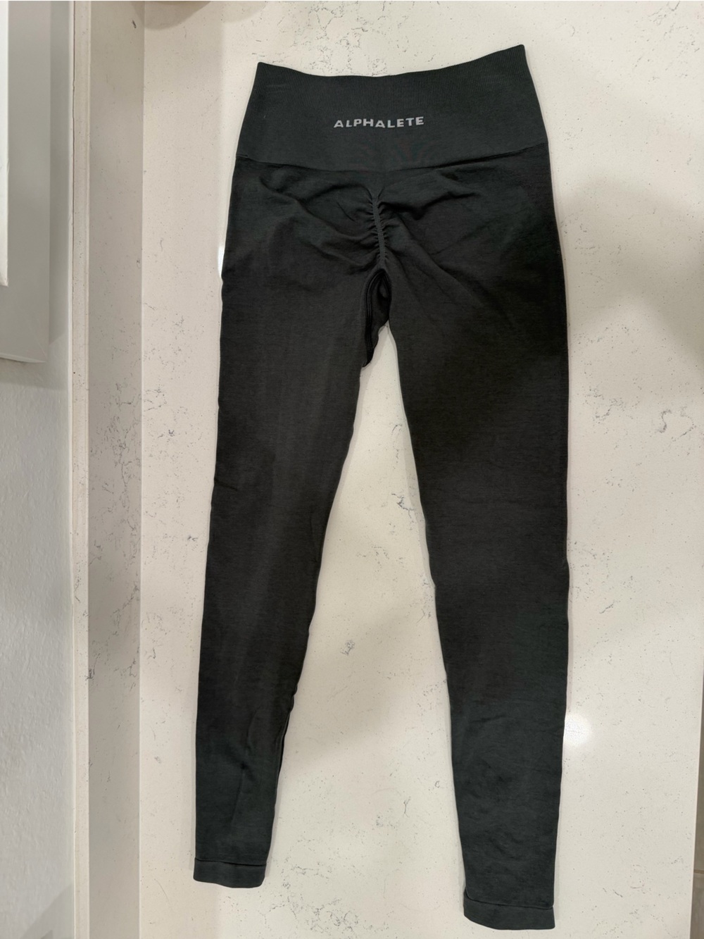 Alphalete Amplify Leggings in color Smoke
